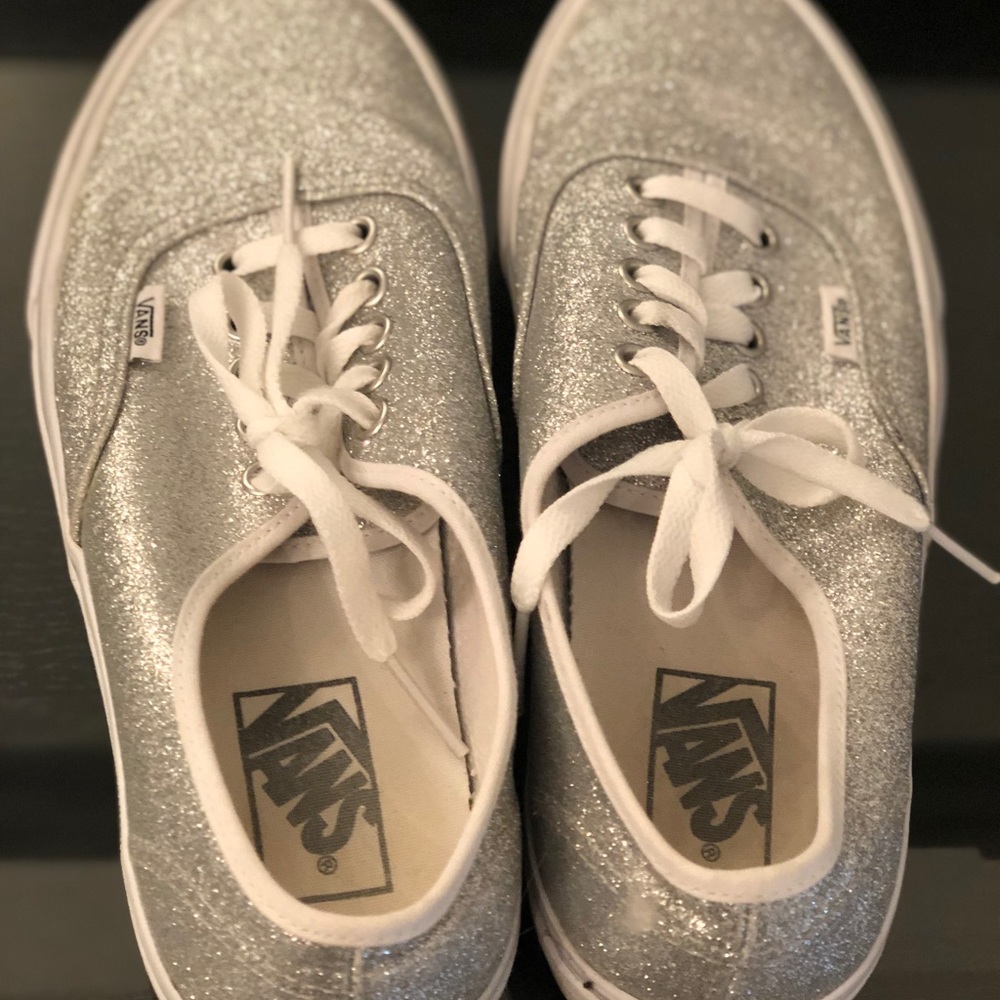 Glittery silver VANS sneakers🤩❄️💎